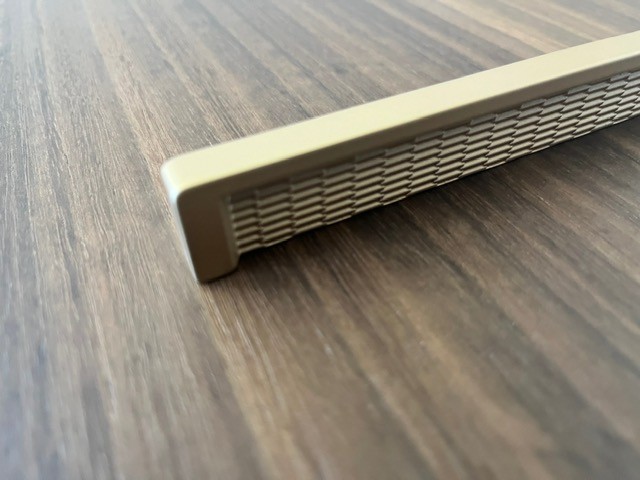 Möbelgriff Messing BA 160 mm Gino