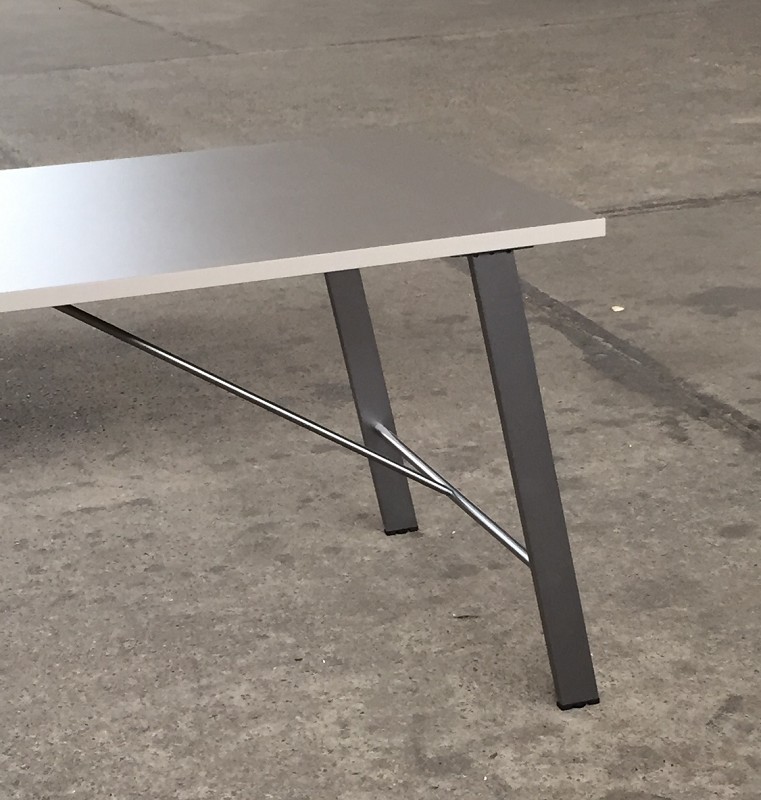 Tischgestell schräg T07 H-Form H 710 mm Edelstahl Optik matt