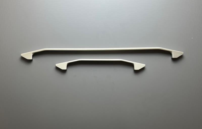 Möbelgriff Edelstahl Optik BA 160 mm Paola