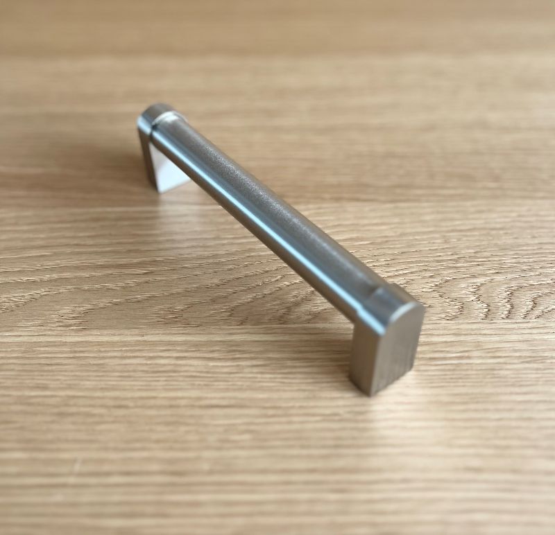 Möbelgriff Edelstahl Optik BA 160 mm Elsa
