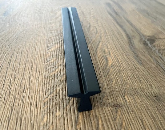 Möbelgriff Schwarz Matt BA 160 mm  Enzo