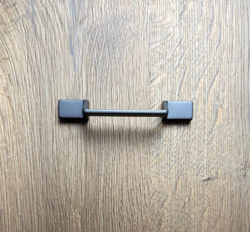 Möbelgriff Anthrazit BA 96 mm Pietro